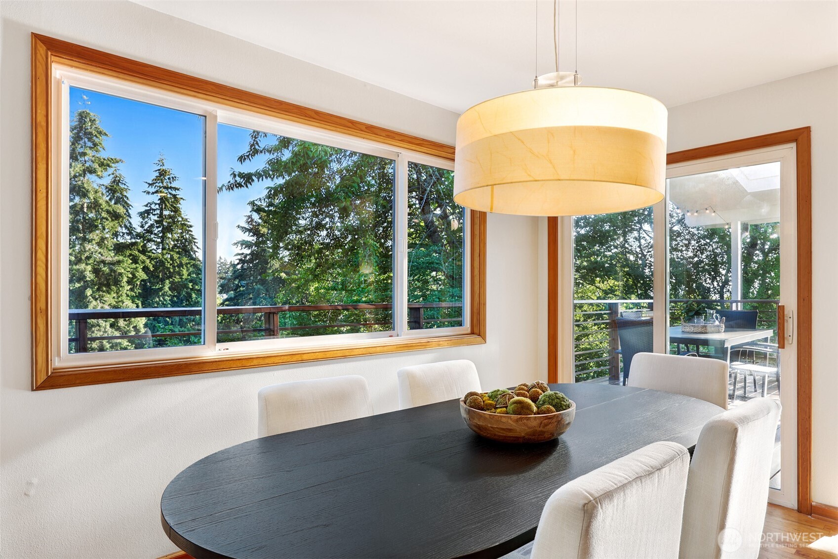 3927 Southwest Frontenac Street Seattle, WA 98136 - Photo 16 of 39