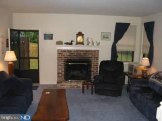 27 Windsor Pass Horsham, PA 19044 - Photo 4 of 6 Gallery Image 4