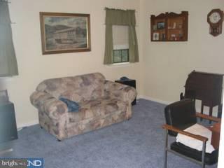 27 Windsor Pass Horsham, PA 19044 - Photo 5 of 6 Gallery Image 5
