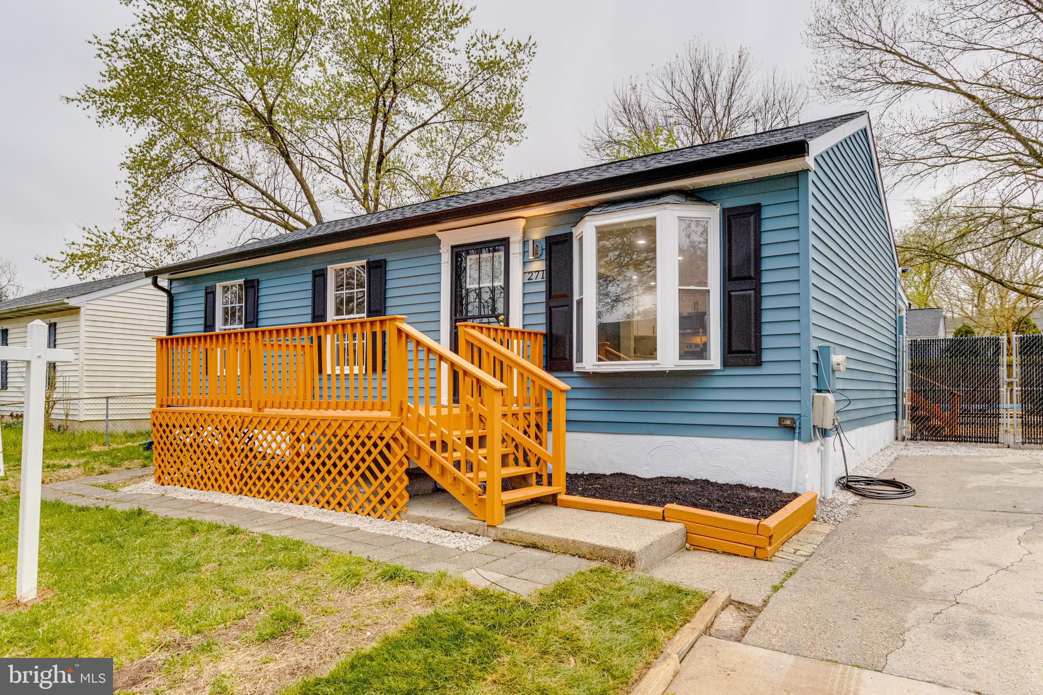 271 Whitaker Road Pasadena, MD 21122 - Photo 1 of 36 Gallery Image 1