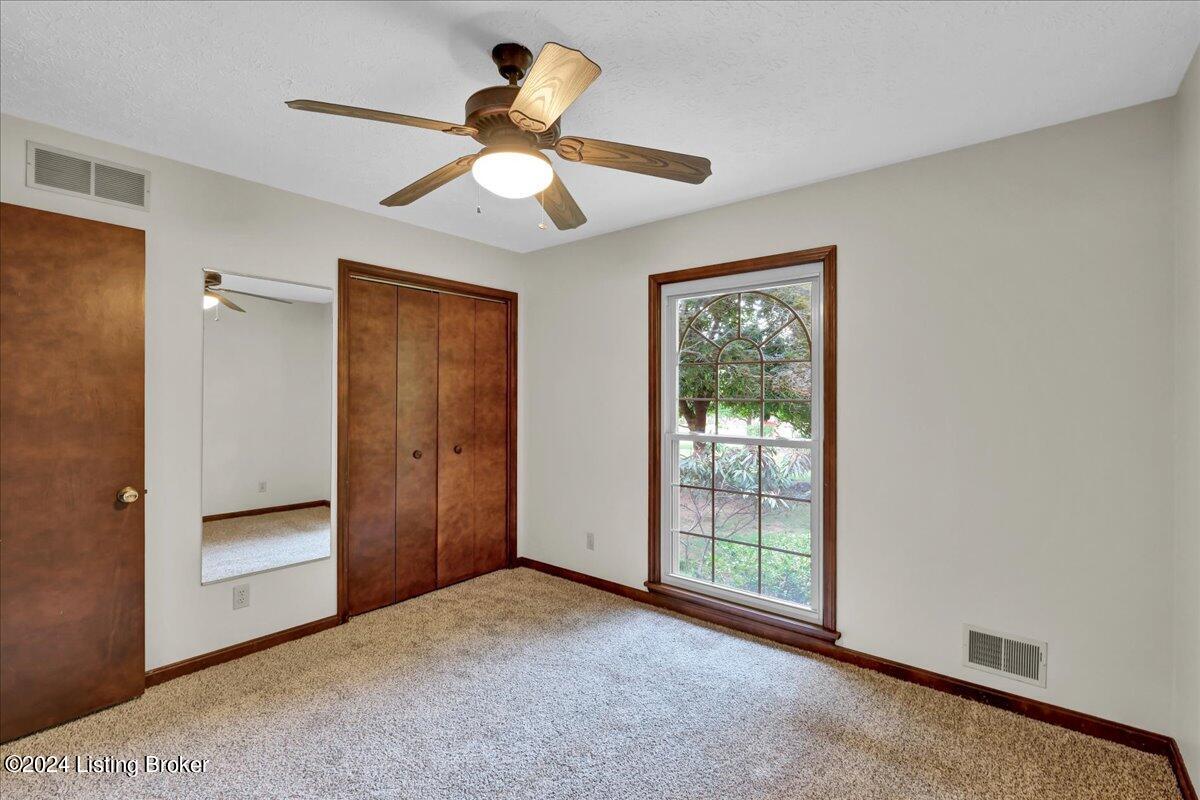 146 Mill Run Road Shepherdsville, KY 40165 - Photo 31 of 47 31-146 Mill Run Rd-131