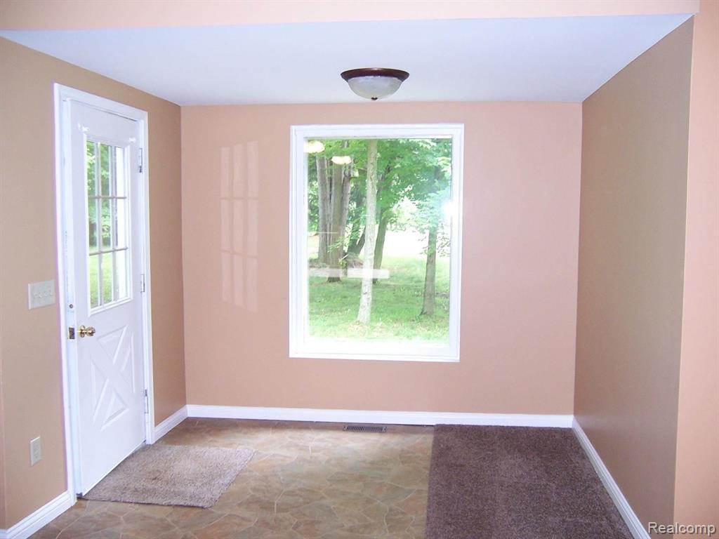 2743 Beach Road Port Huron, MI 48060 - Photo 20 of 27