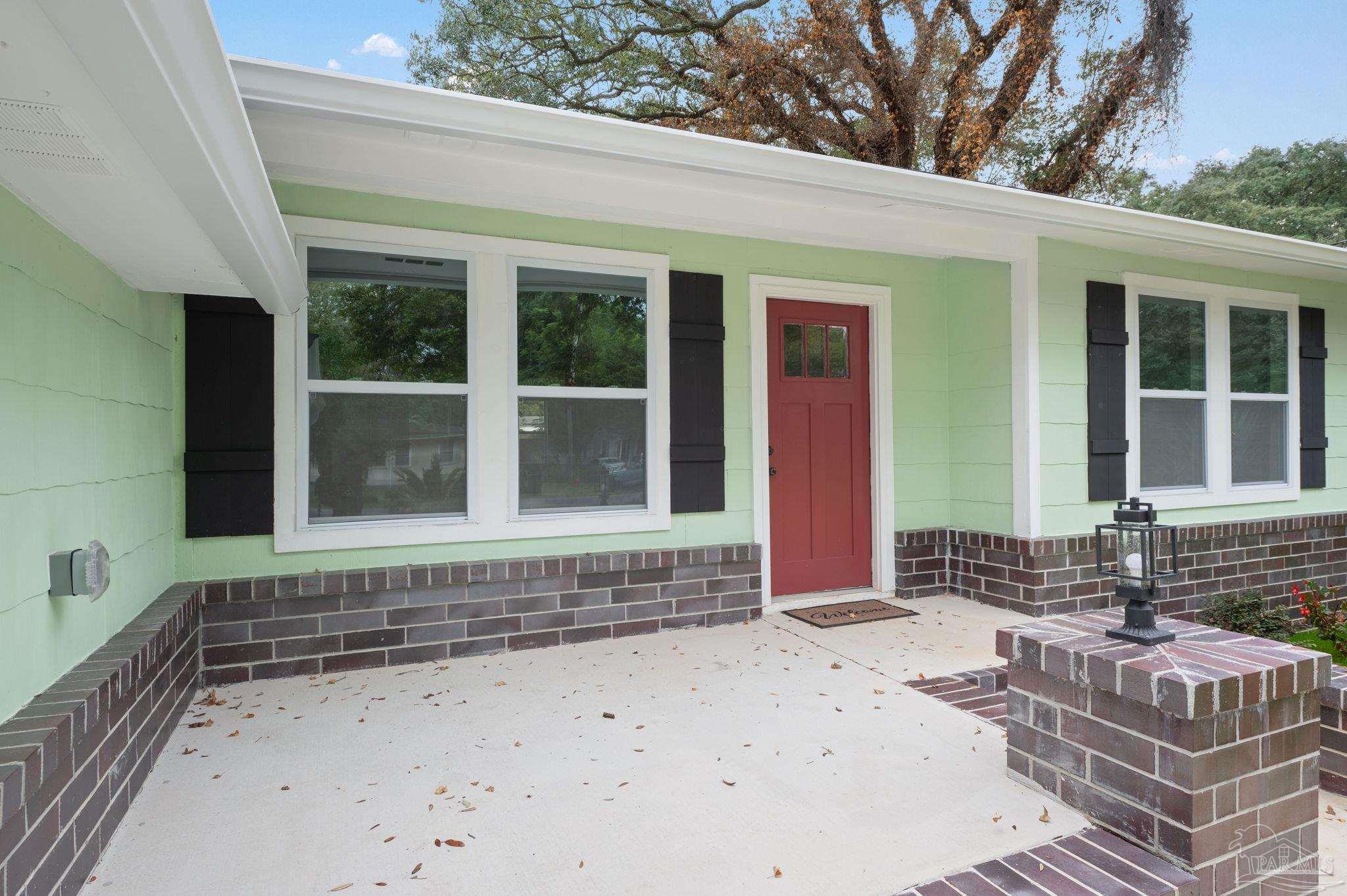 114 Rue Max Street Pensacola, FL 32507 - Photo 5 of 41