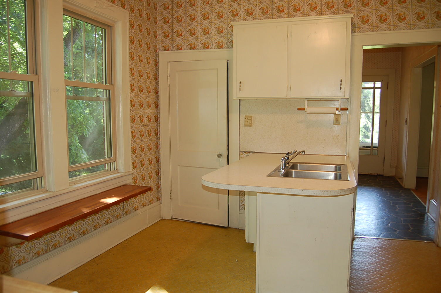 48 Fields Avenue Blue Ridge, VA 24064 - Photo 15 of 46 a bathroom with a sink a toilet and a shower