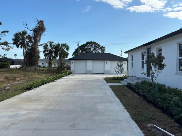 $870,000 | 197 Rotonda Boulevard West, Unit ABC, Placida, FL 33947