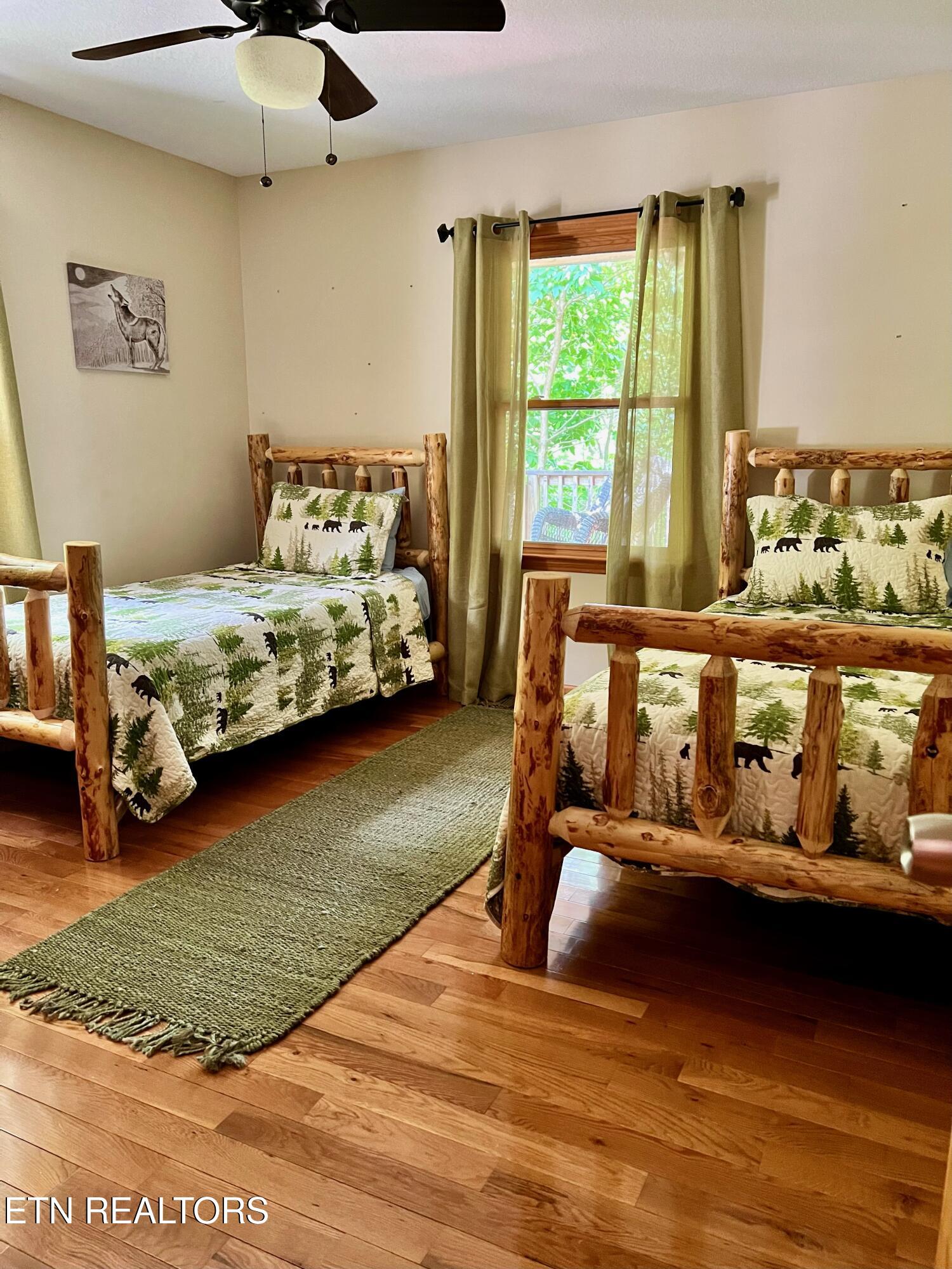 6814 Flats Road Tallassee, TN 37878 - Photo 13 of 22 Cabin 2nd Bedroom