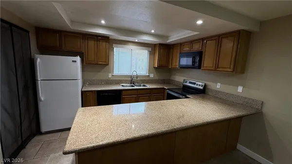 $1,400 | 4744 West Twain Avenue, Unit C, Las Vegas, NV 89103