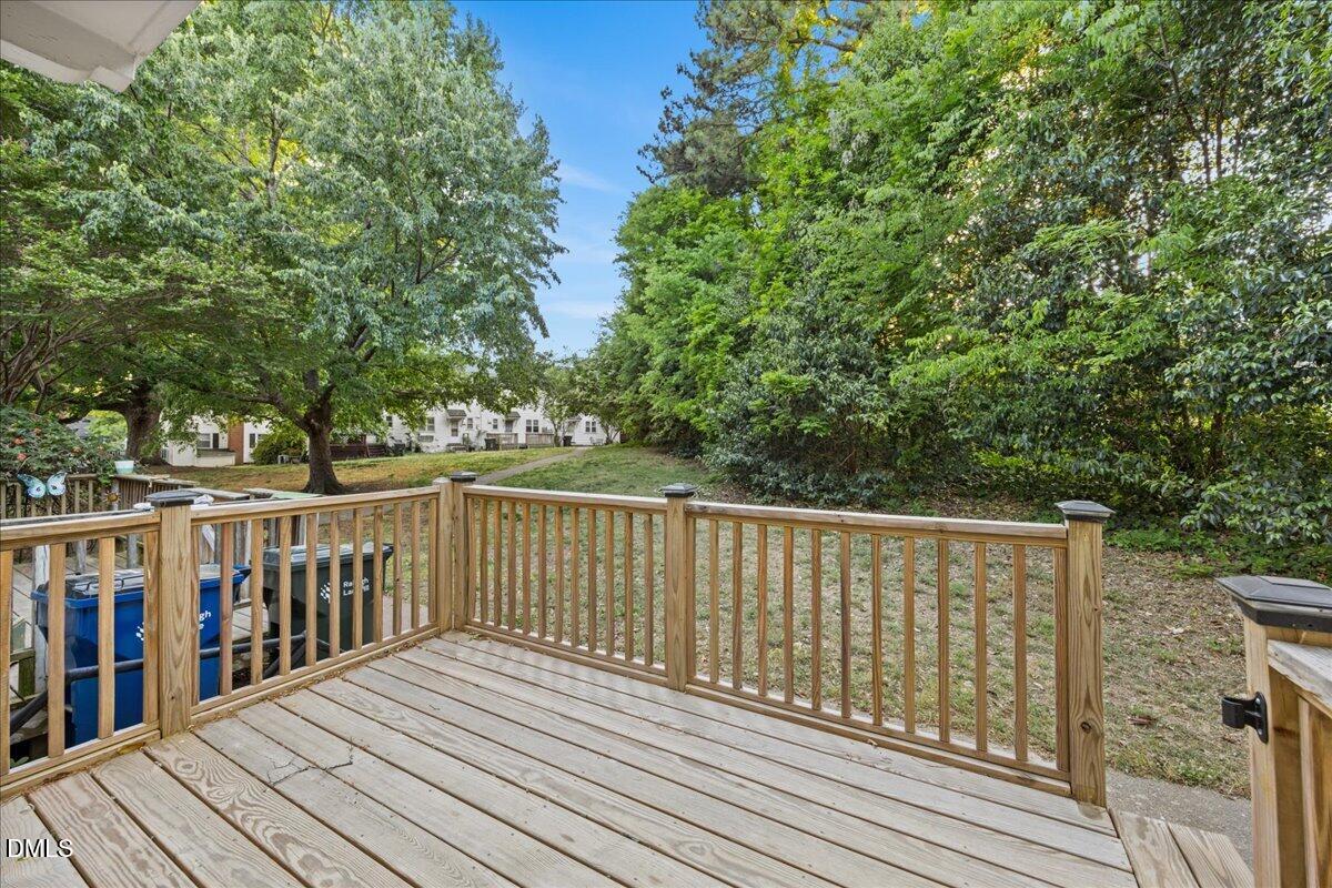 1641 Sutton Drive Raleigh, NC 27605 - Photo 17 of 22 16-2A1A6930