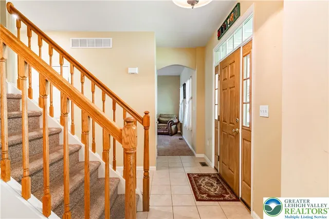 $550,000 | 410 Maxine Drive, Lehighton, PA 18235