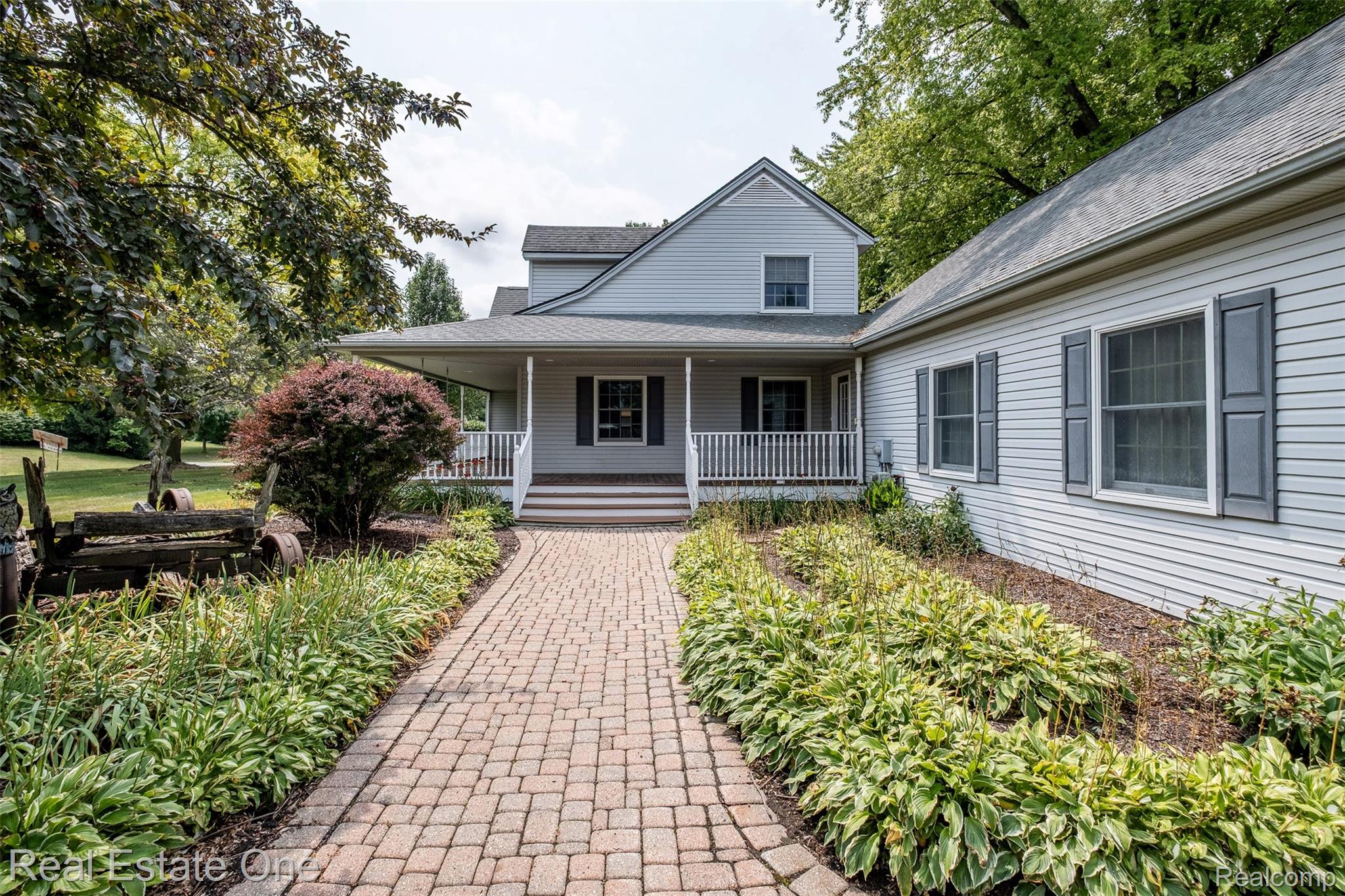 11030 Marshall Road South Lyon, MI 48178 - Photo 12 of 83 11030 Marshall (12 of 77).jpg