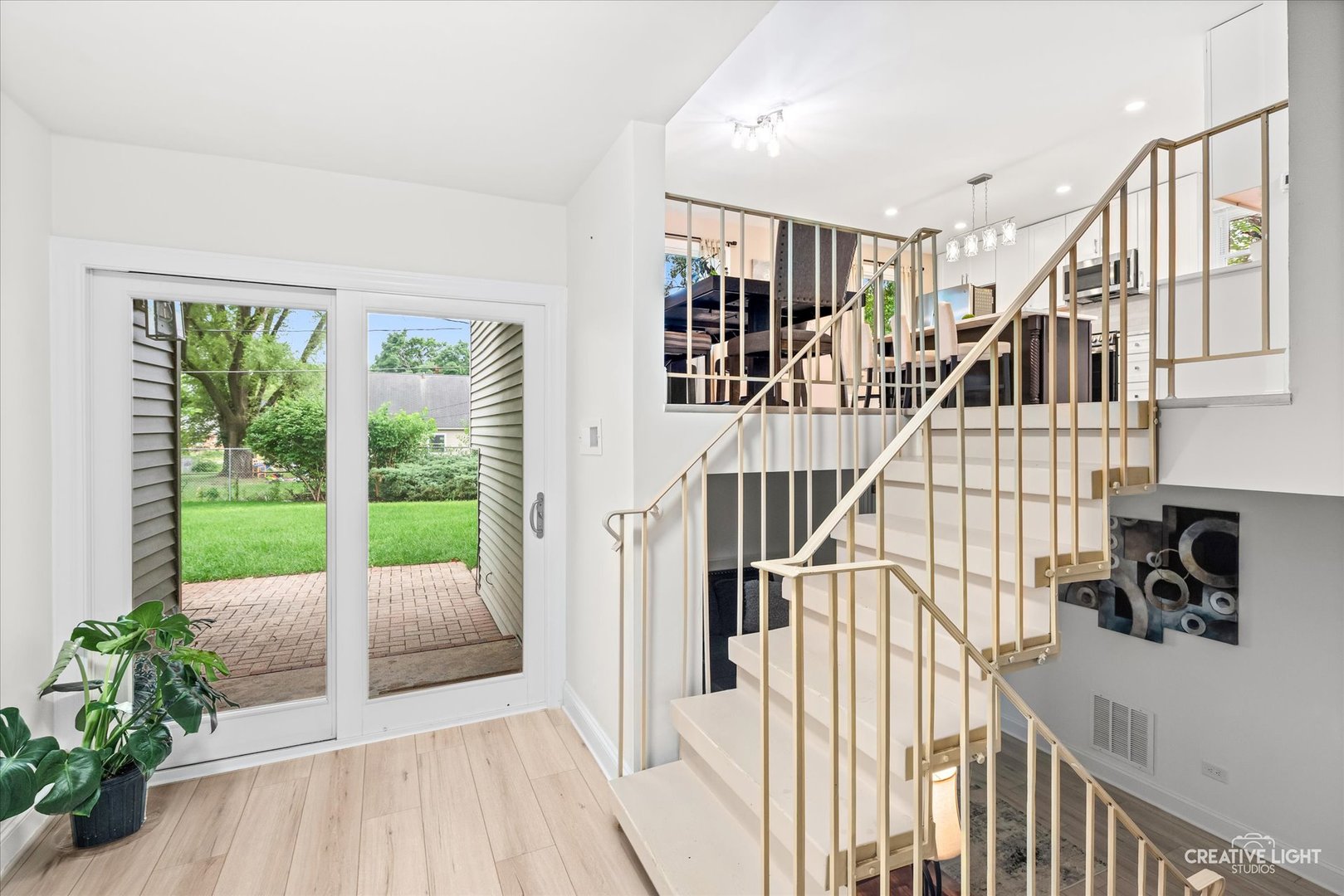 337 East Briarcliff Road Bolingbrook, IL 60440 - Photo 3 of 17
