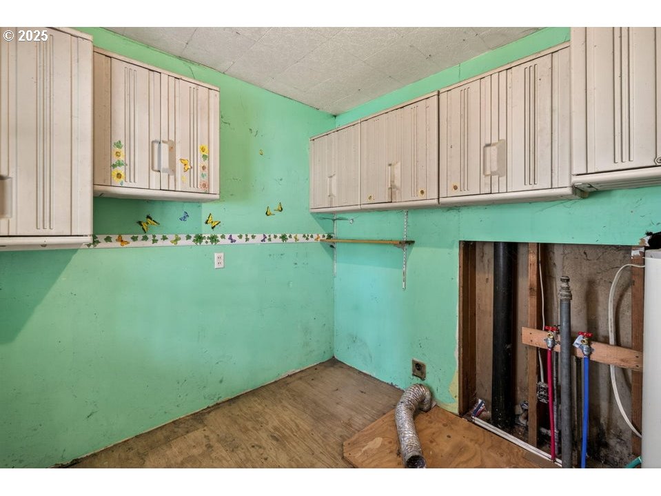 3464 Rimrock Acres Loop Prineville, OR 97754 - Photo 16 of 48 a view of a room with window and stairs
