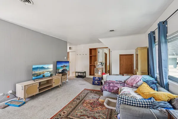 $399,900 | 114 North 2nd Street, Mount Horeb, WI 53572