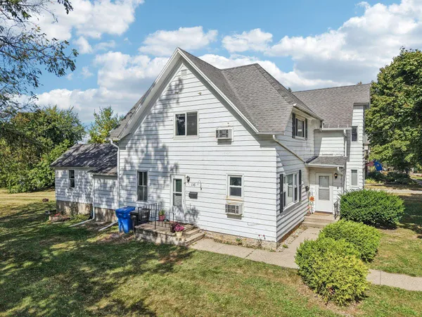 $399,900 | 114 North 2nd Street, Mount Horeb, WI 53572