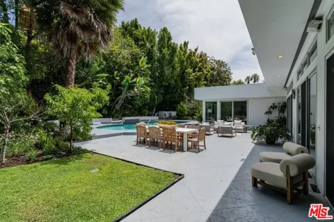 $4,250,000 | 816 North Kenter Avenue, Los Angeles, CA 90049