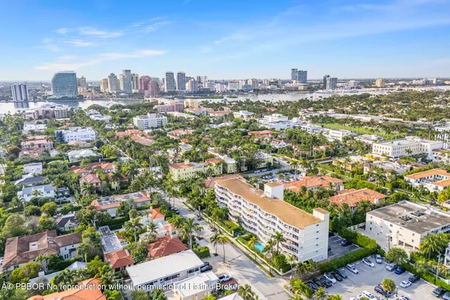 $2,850,000 | 227 Australian Avenue, Unit 35, Palm Beach, FL 33480