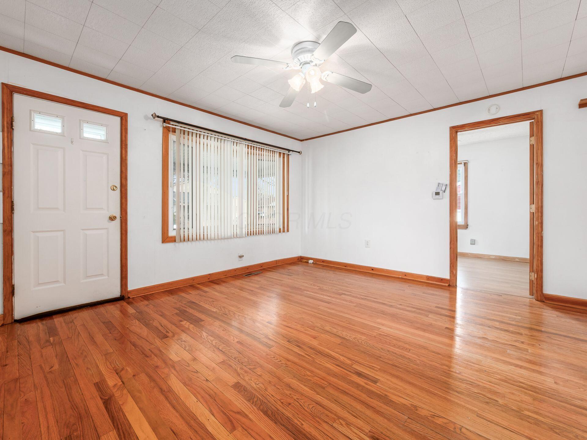 1907 Sale Road Columbus, OH 43224 - Photo 6 of 37 009_ Rd Columbus OH 43224 USA