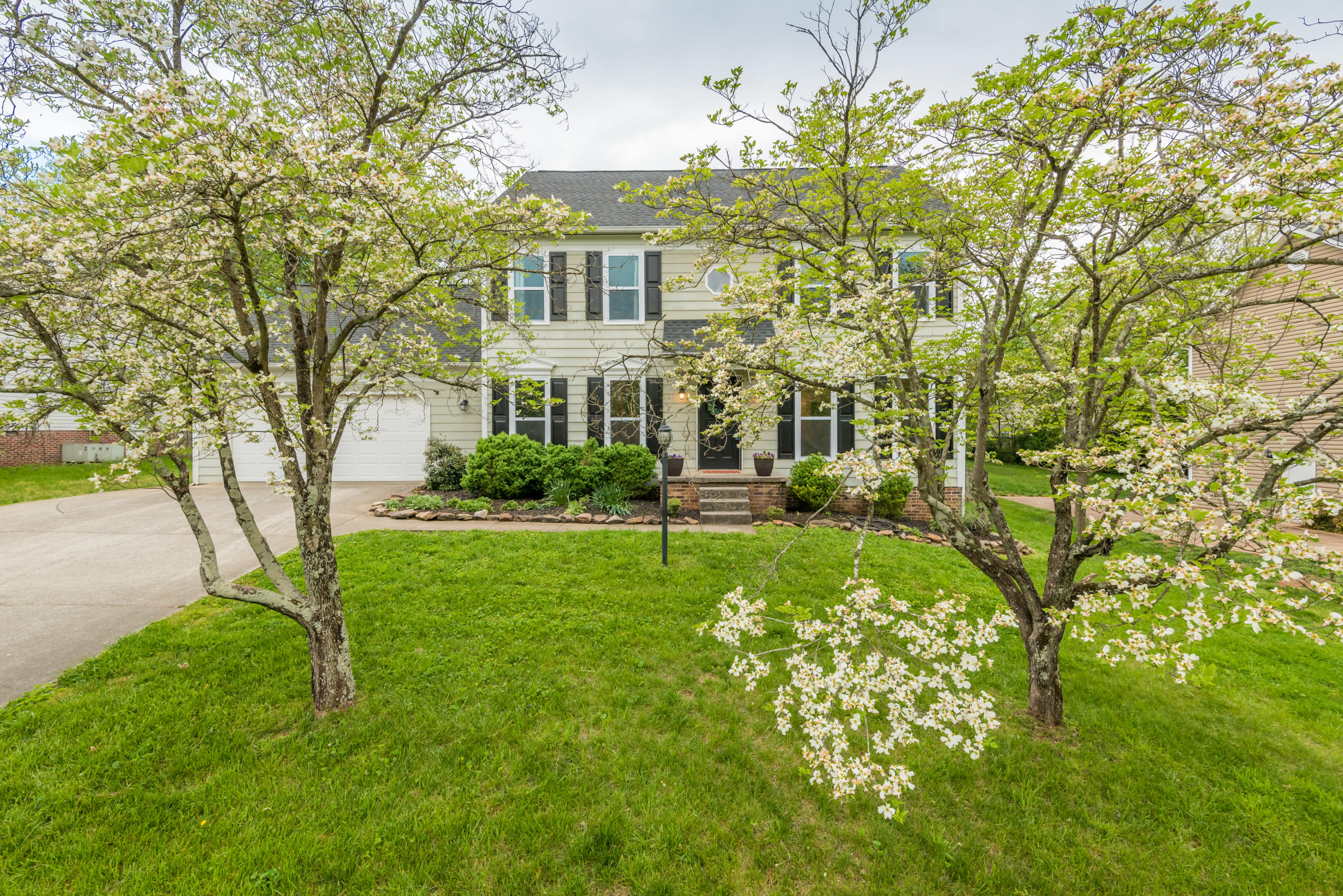 9033 Colchester Ridge Road Knoxville, TN 37922 - Photo 1 of 38 9033ColchesterRidge-37