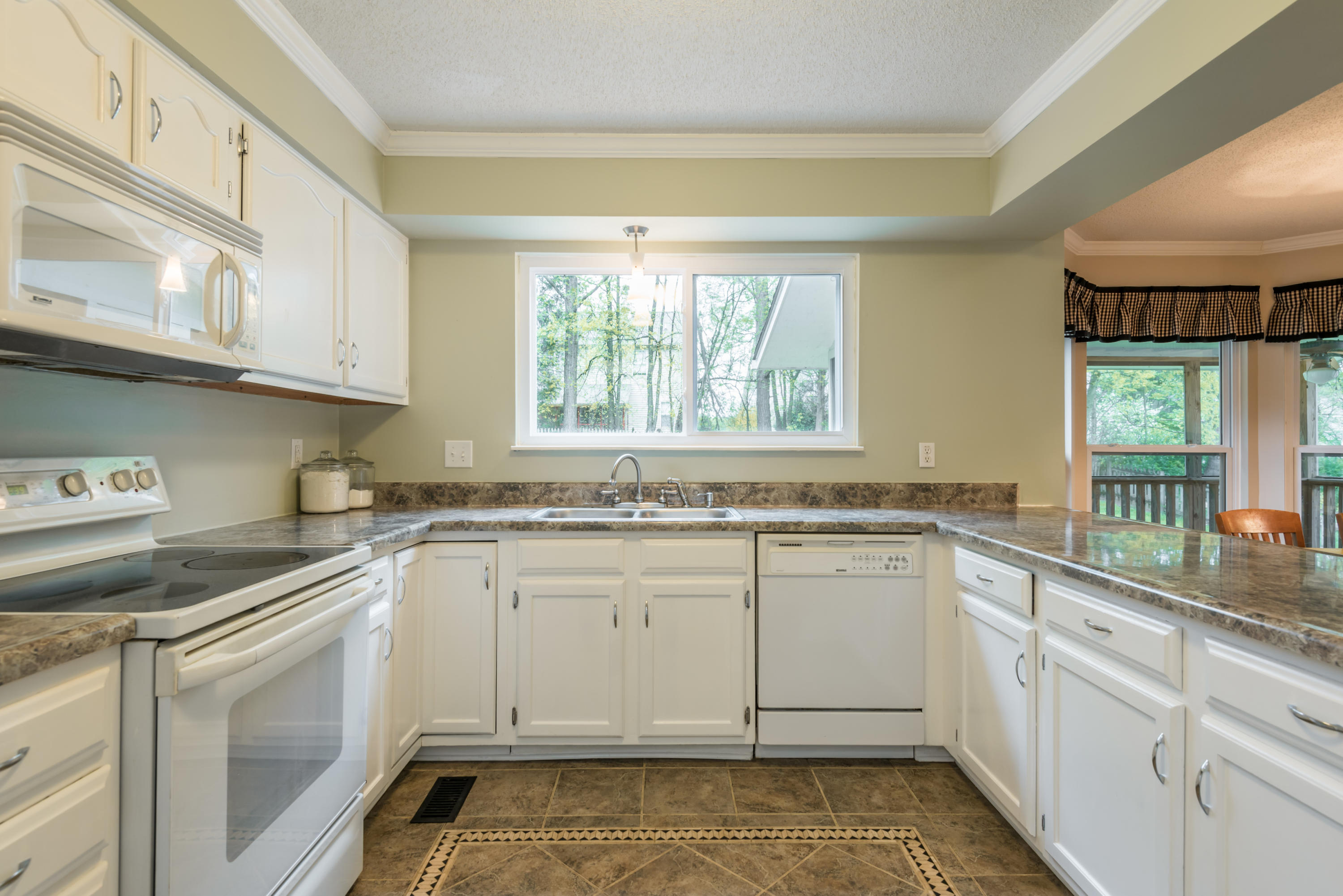 9033 Colchester Ridge Road Knoxville, TN 37922 - Photo 17 of 38 9033ColchesterRidge-14