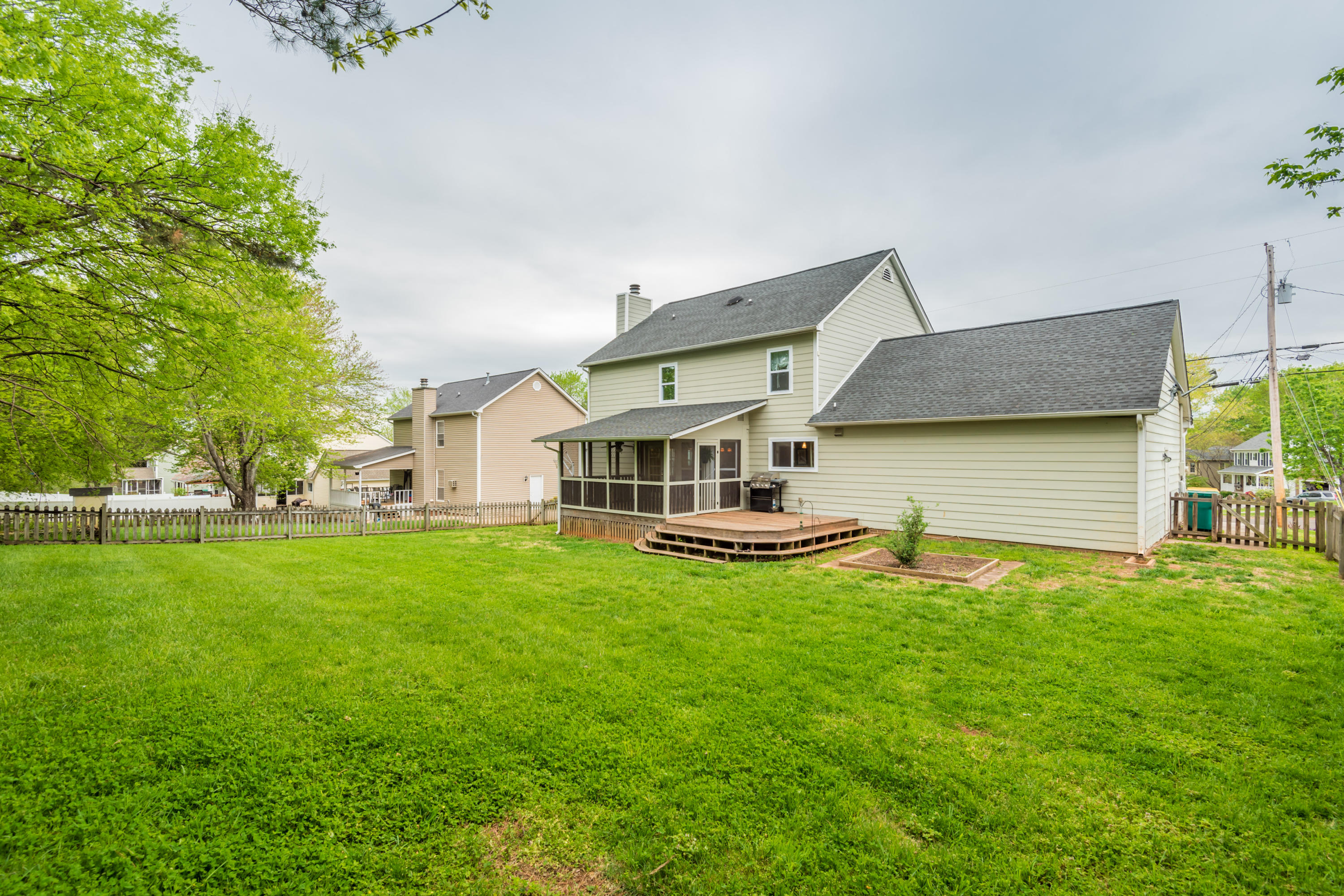 9033 Colchester Ridge Road Knoxville, TN 37922 - Photo 35 of 38 9033ColchesterRidge-32