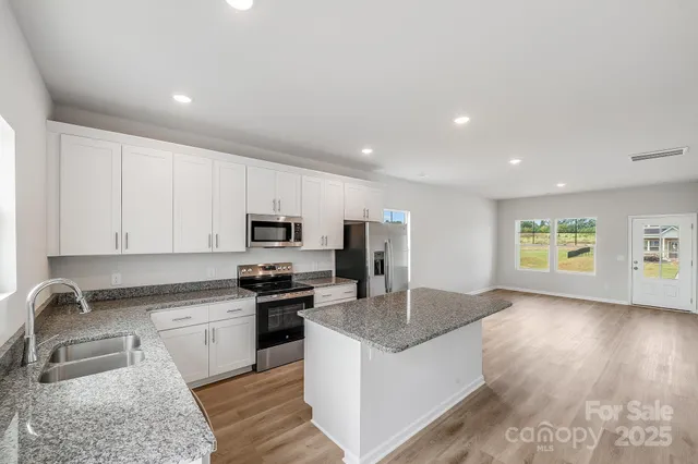 $282,500 | 137 Red Cedar Lane, Statesville, NC 28625