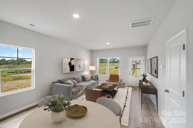 $282,500 | 137 Red Cedar Lane, Statesville, NC 28625