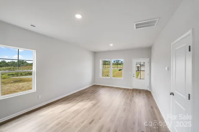 $282,500 | 137 Red Cedar Lane, Statesville, NC 28625