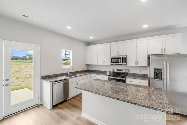 $282,500 | 137 Red Cedar Lane, Statesville, NC 28625