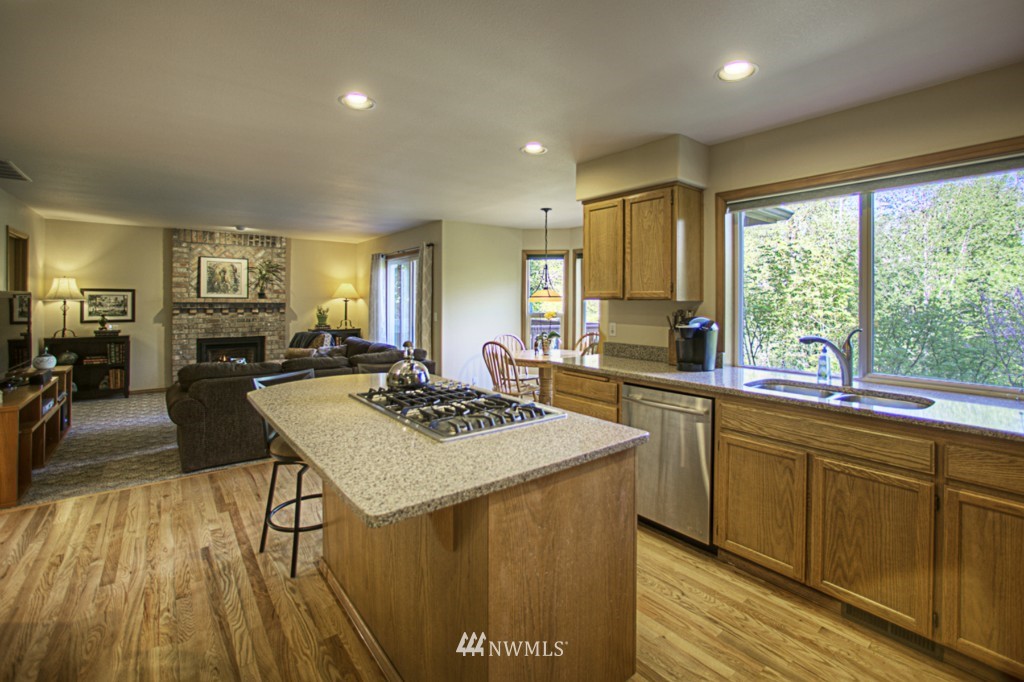 1716 226th Place Southwest Bothell, WA 98021 - Photo 5 of 24