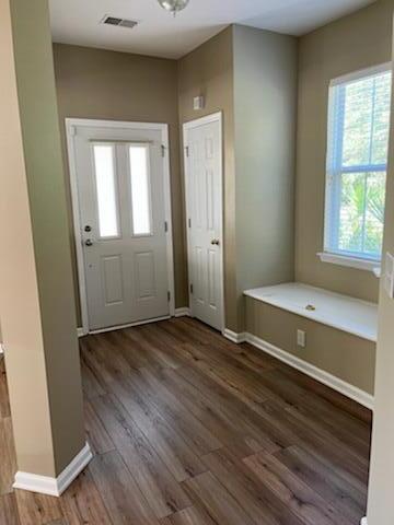 3301 Barkla Avenue Mount Pleasant, SC 29466 - Photo 2 of 15 Foyer