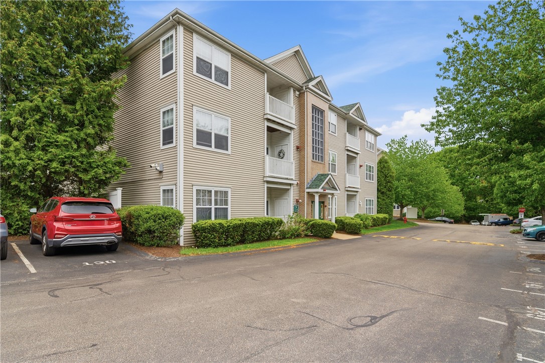 114 Mill Street, Unit 303 Woonsocket, RI 02895 - Photo 28 of 37