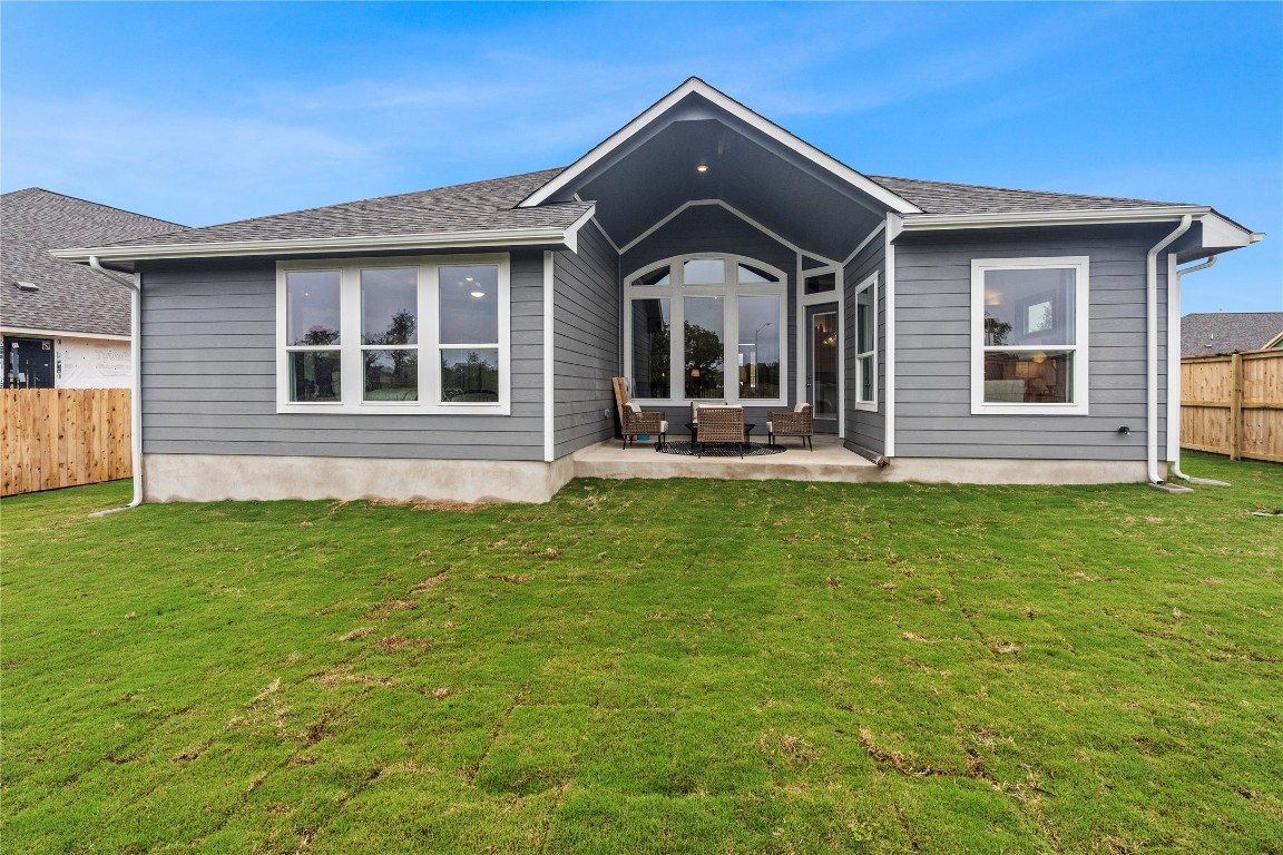 128 Sandrock Trail Georgetown, TX 78633 - Photo 34 of 34 a front view of a house with garden