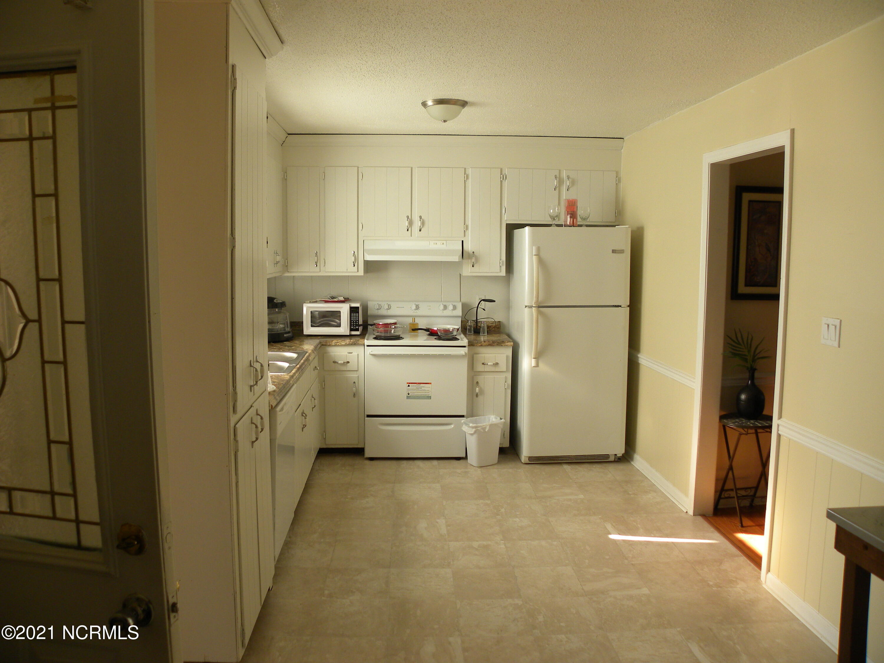 2821 Meadowbrook Road Rocky Mount, NC 27801 - Photo 17 of 30 DSCN2734