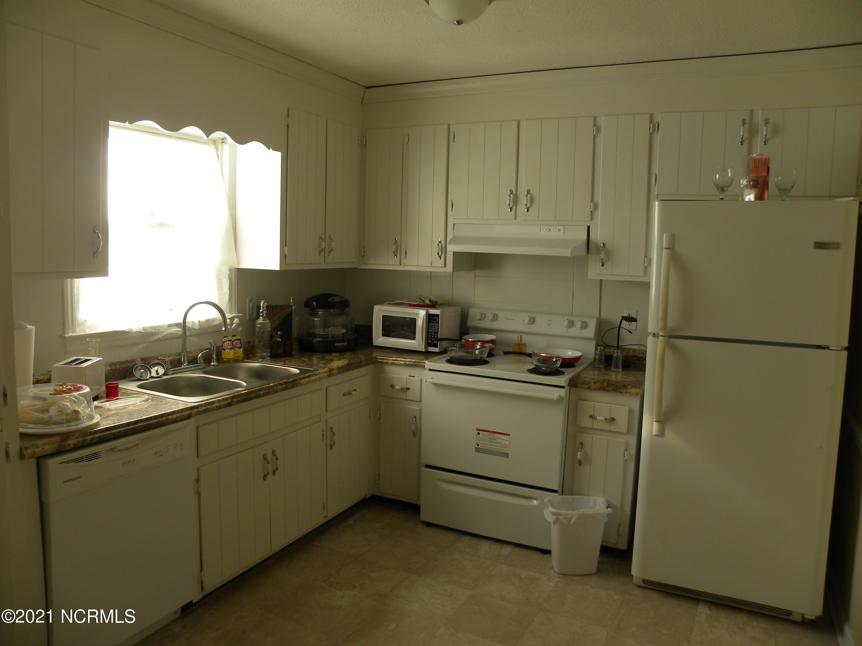 2821 Meadowbrook Road Rocky Mount, NC 27801 - Photo 18 of 30 DSCN2736