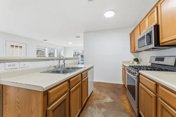 $1,800 | 4516 Felicity Lane, Austin, TX 78725