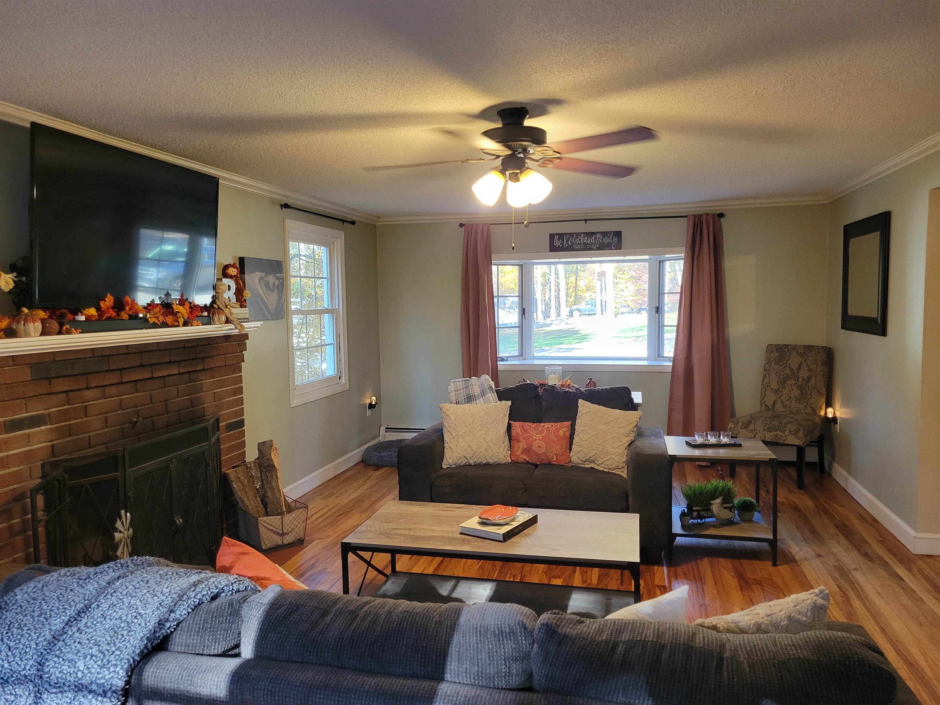 6 Oxford Road Derry, NH 03038 - Photo 12 of 40