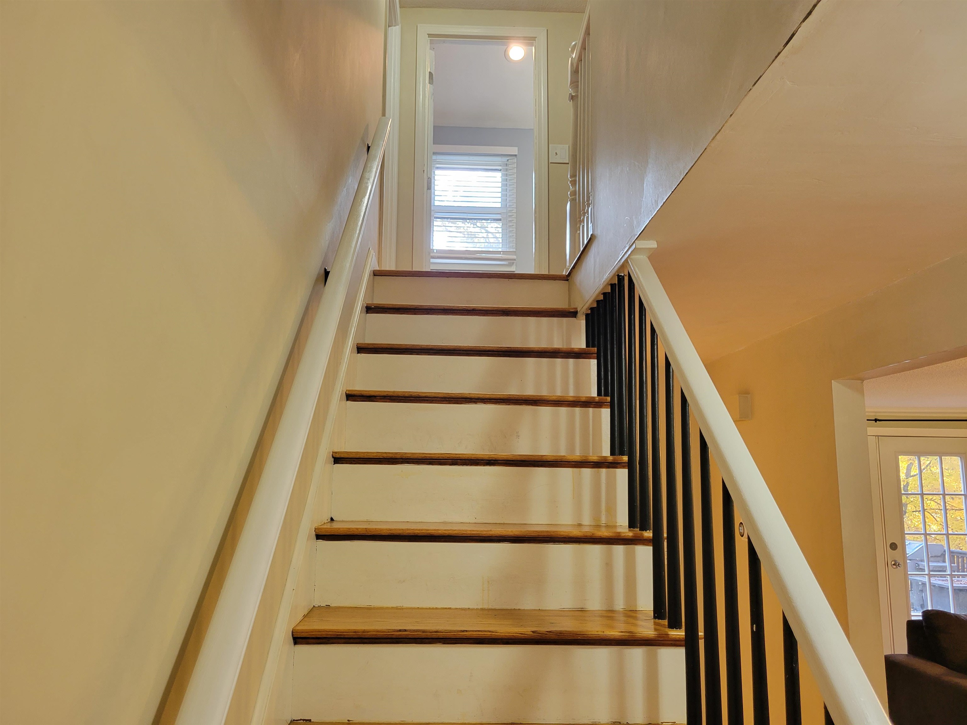 6 Oxford Road Derry, NH 03038 - Photo 15 of 40