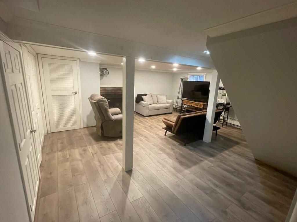 6 Oxford Road Derry, NH 03038 - Photo 31 of 40