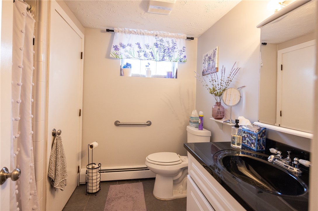 3 Benedict Street Pawtucket, RI 02861 - Photo 4 of 13