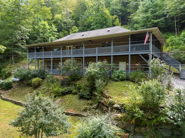 $539,000 | 204 Hiawassee River Road, Murphy, NC 28906