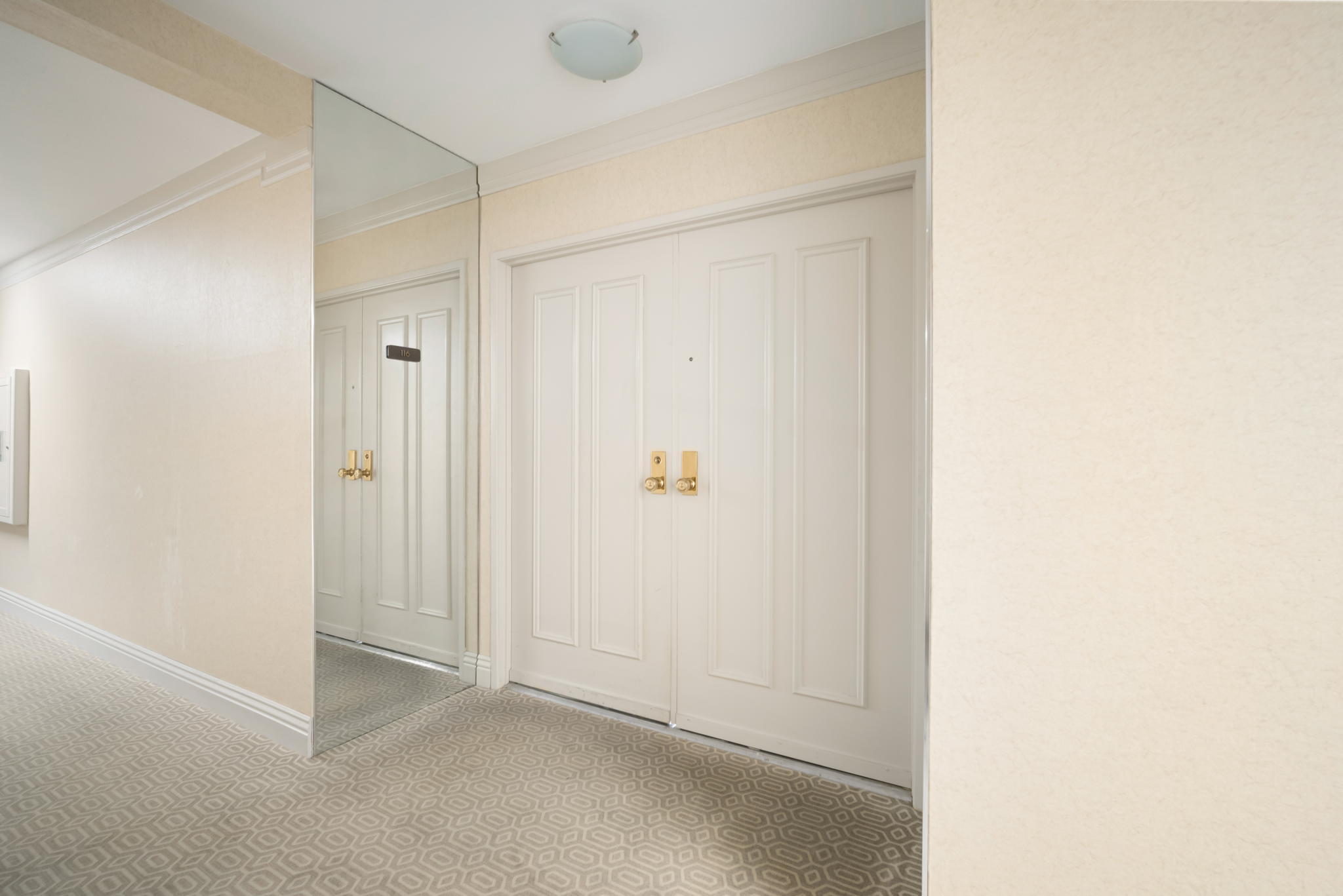 910 Island Drive, Unit 116 Rancho Mirage, CA 92270 - Photo 5 of 39 an empty room with closet