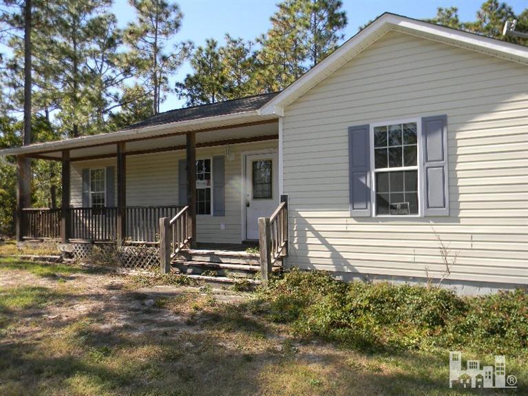 685 Edgewood Road Southport, NC 28461 - Photo 1 of 15 Primary Photo