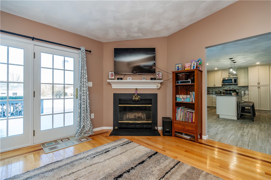 87 Mann School Road Smithfield, RI 02917 - Photo 16 of 50