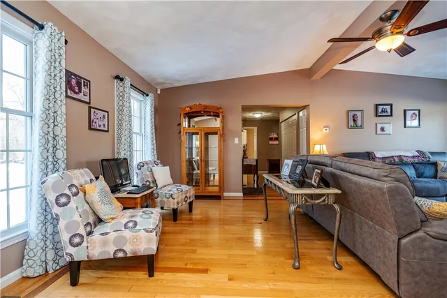 $899,999 | 87 Mann School Road, Smithfield, RI 02917