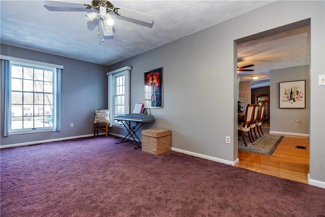 87 Mann School Road Smithfield, RI 02917 - Photo 19 of 50