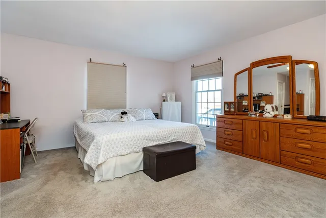 $899,999 | 87 Mann School Road, Smithfield, RI 02917