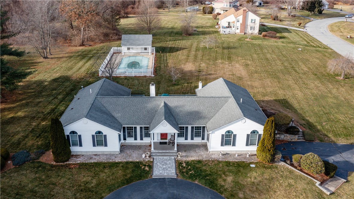 87 Mann School Road Smithfield, RI 02917 - Photo 3 of 50