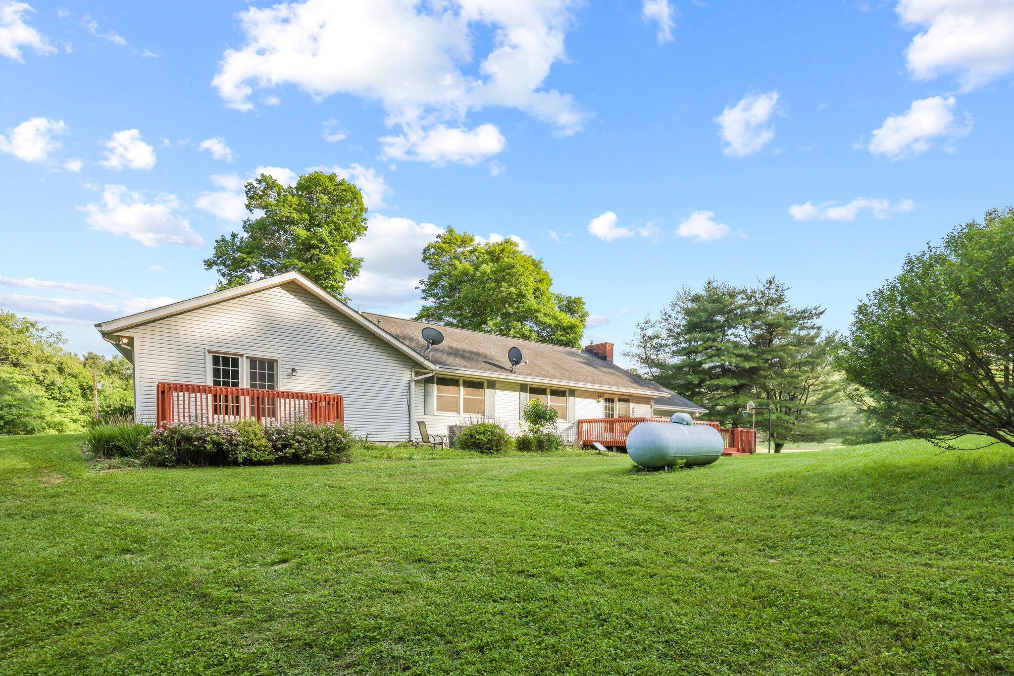 5839 Patton Road Northeast Newark, OH 43055 - Photo 8 of 89 140-web-or-mls-GR7A0589