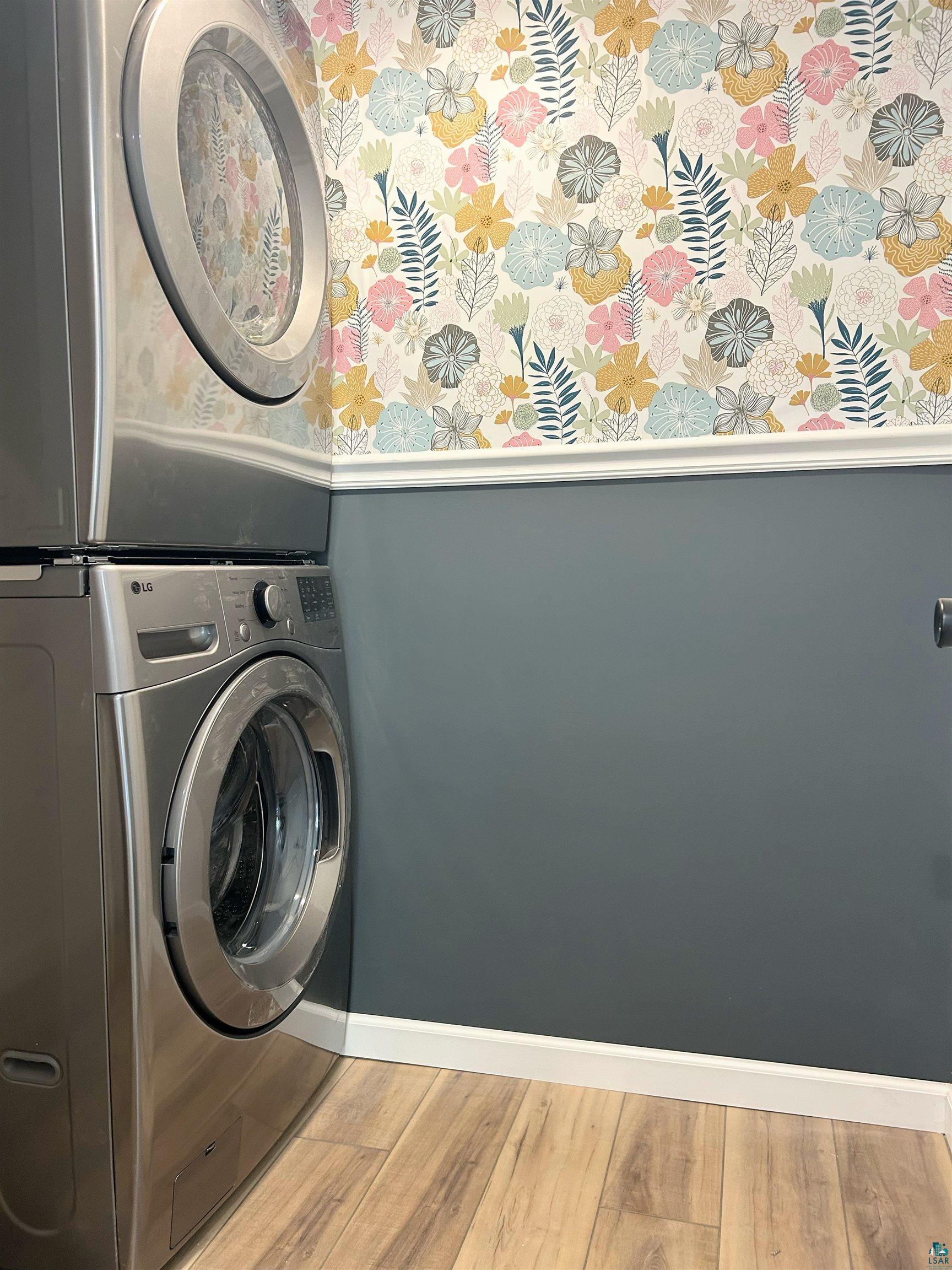 5260 Midway Road Duluth, MN 55811 - Photo 26 of 28 Main Floor Laundry