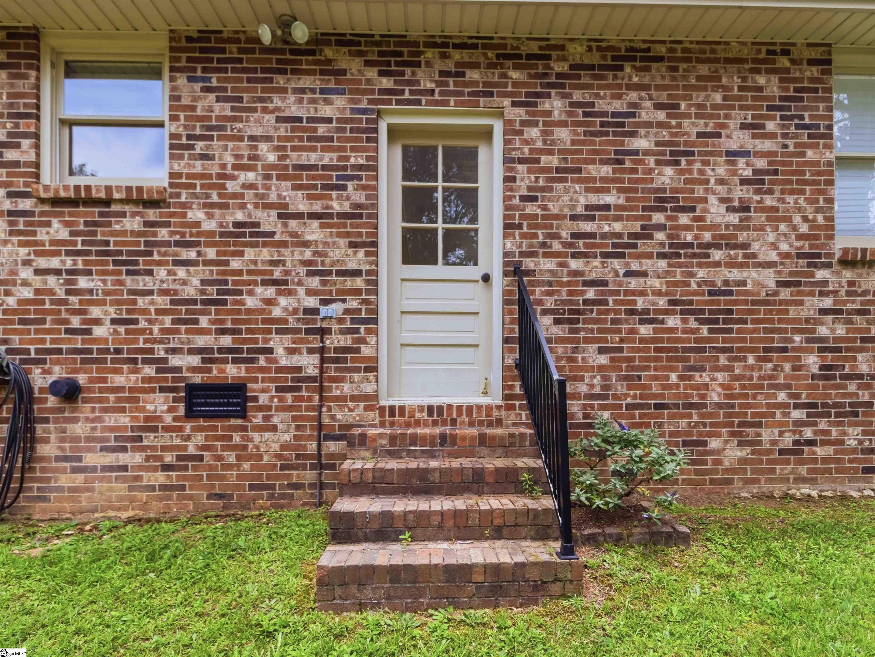 309 Garrison Road Simpsonville, SC 29681 - Photo 17 of 24